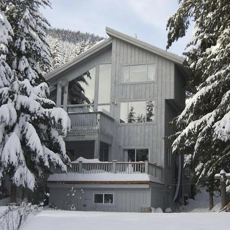 Wildflower Private Studio Suite By Belle Neige Whistler Buitenkant foto